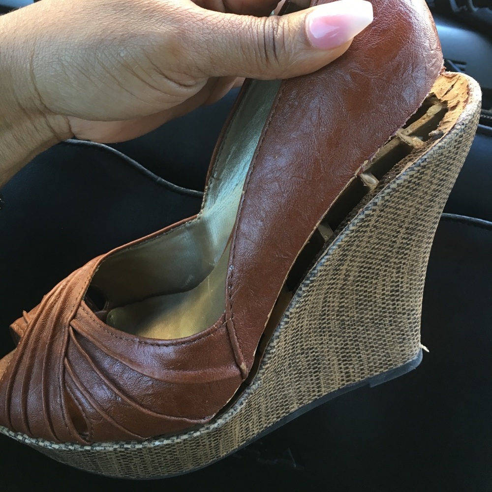 Watch who you buy shoes from!!!