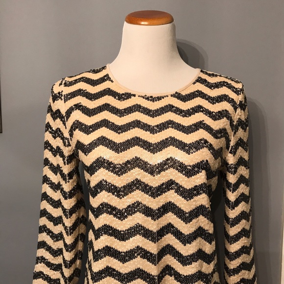 [J. Crew] Sequin Zigzag Tee - Picture 2 of 4
