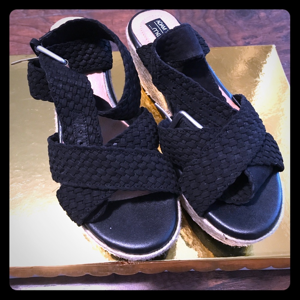 🌸 Platform Wedge Sandals