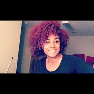 Meet your Posher, Briana