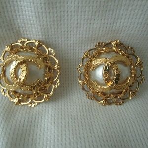 Authentic vintage Chanel costume earrings