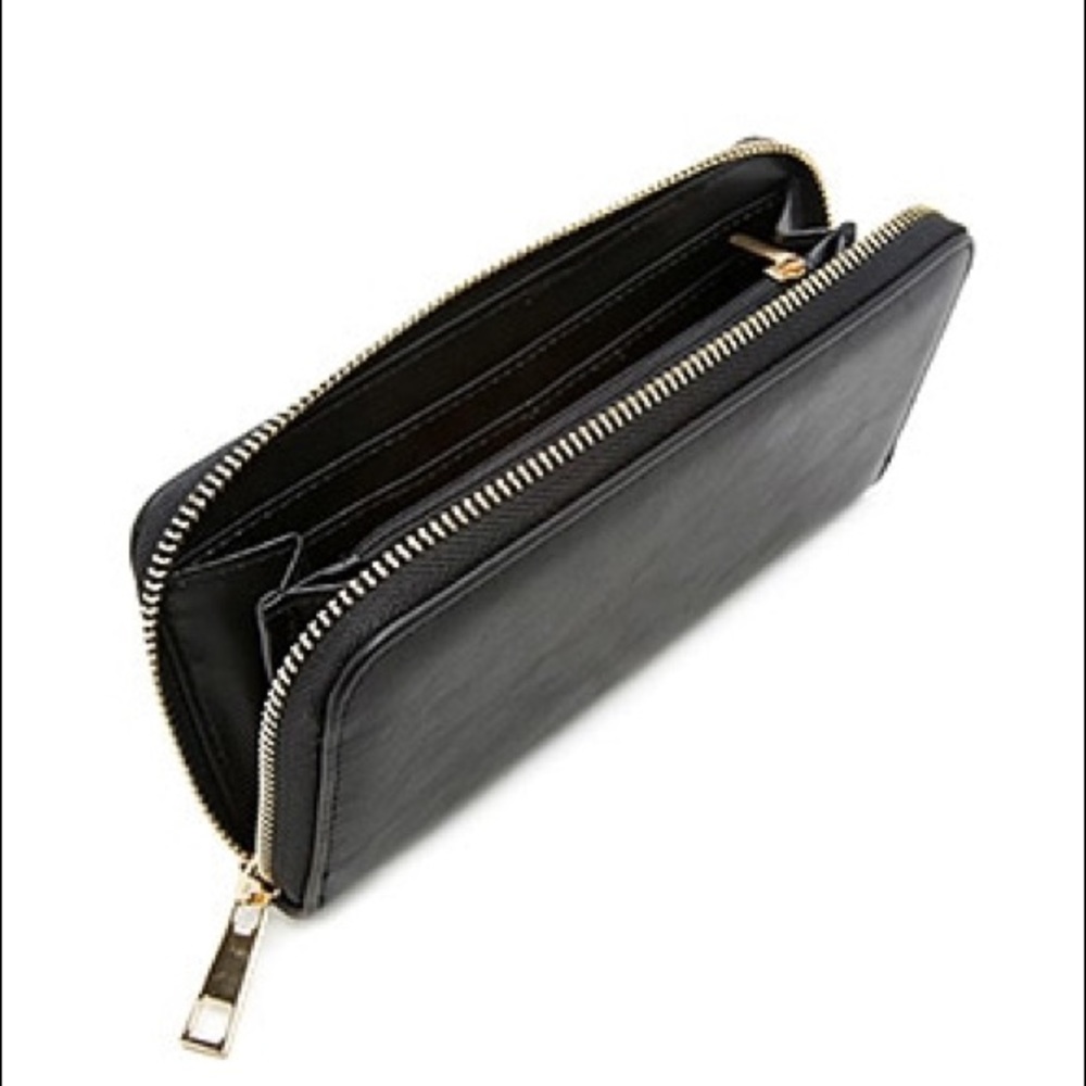 Black zip wallet