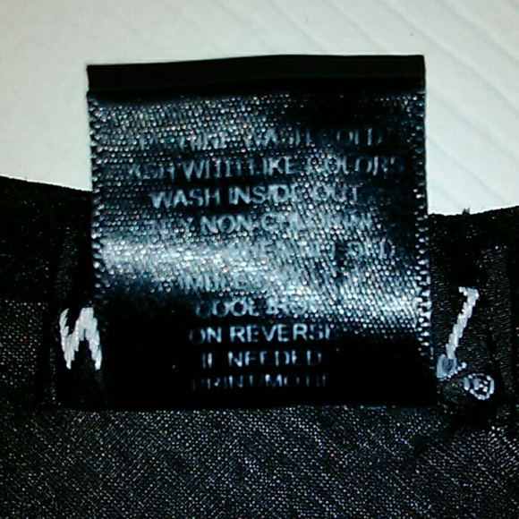 Wet Seal Little Black Tee❤️❤️ - Picture 3 of 4