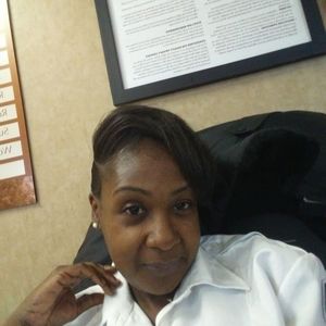 Meet your Posher, Lakeisha