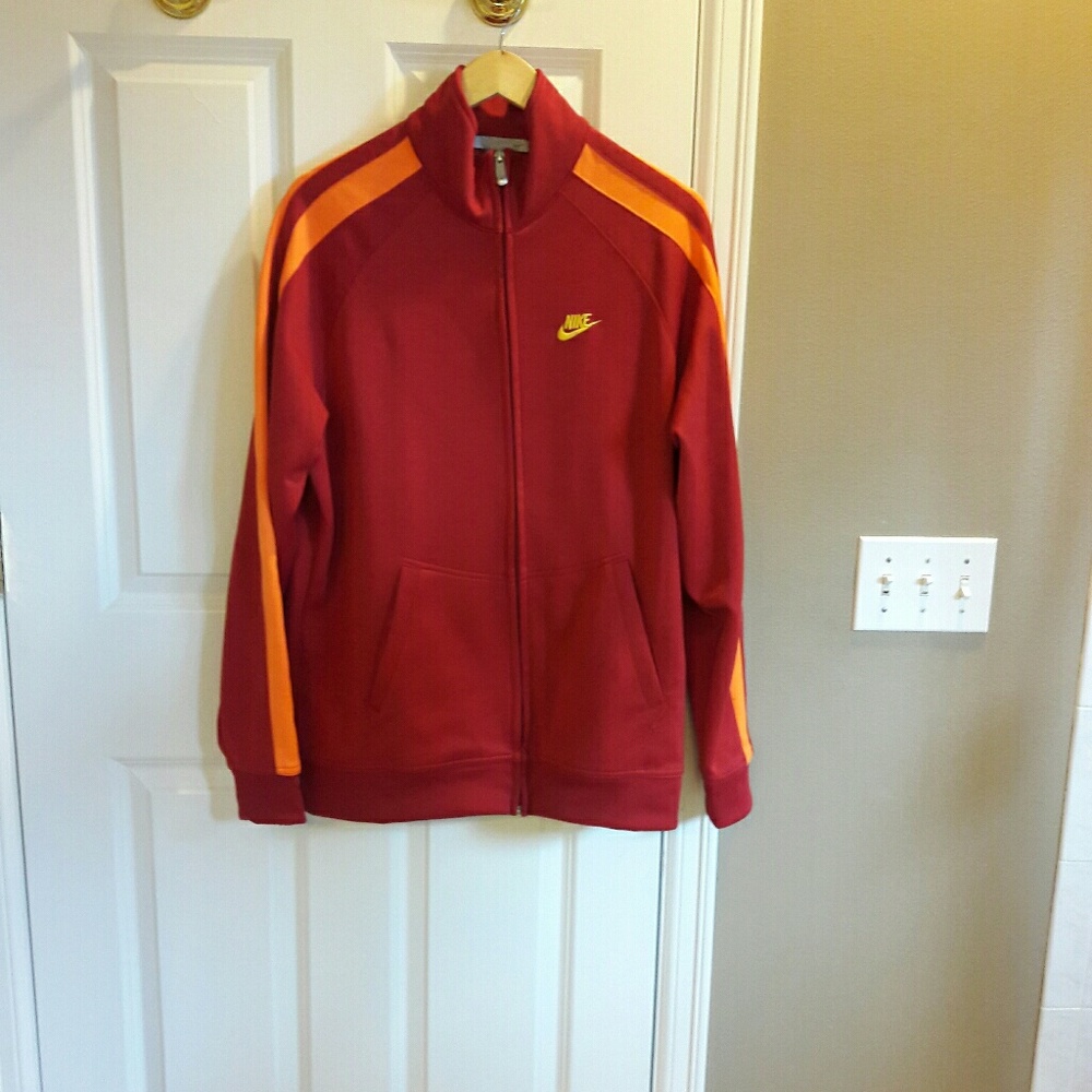 Men' s Nike Full Zip Track Jacket  Size L
