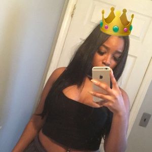 Meet your Posher, April