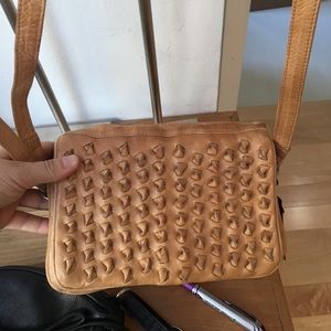 Lily crossbody