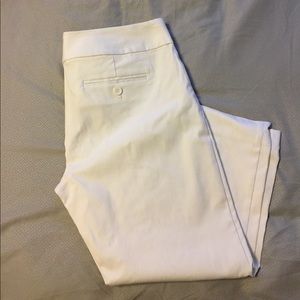 White exact stretch crop pants