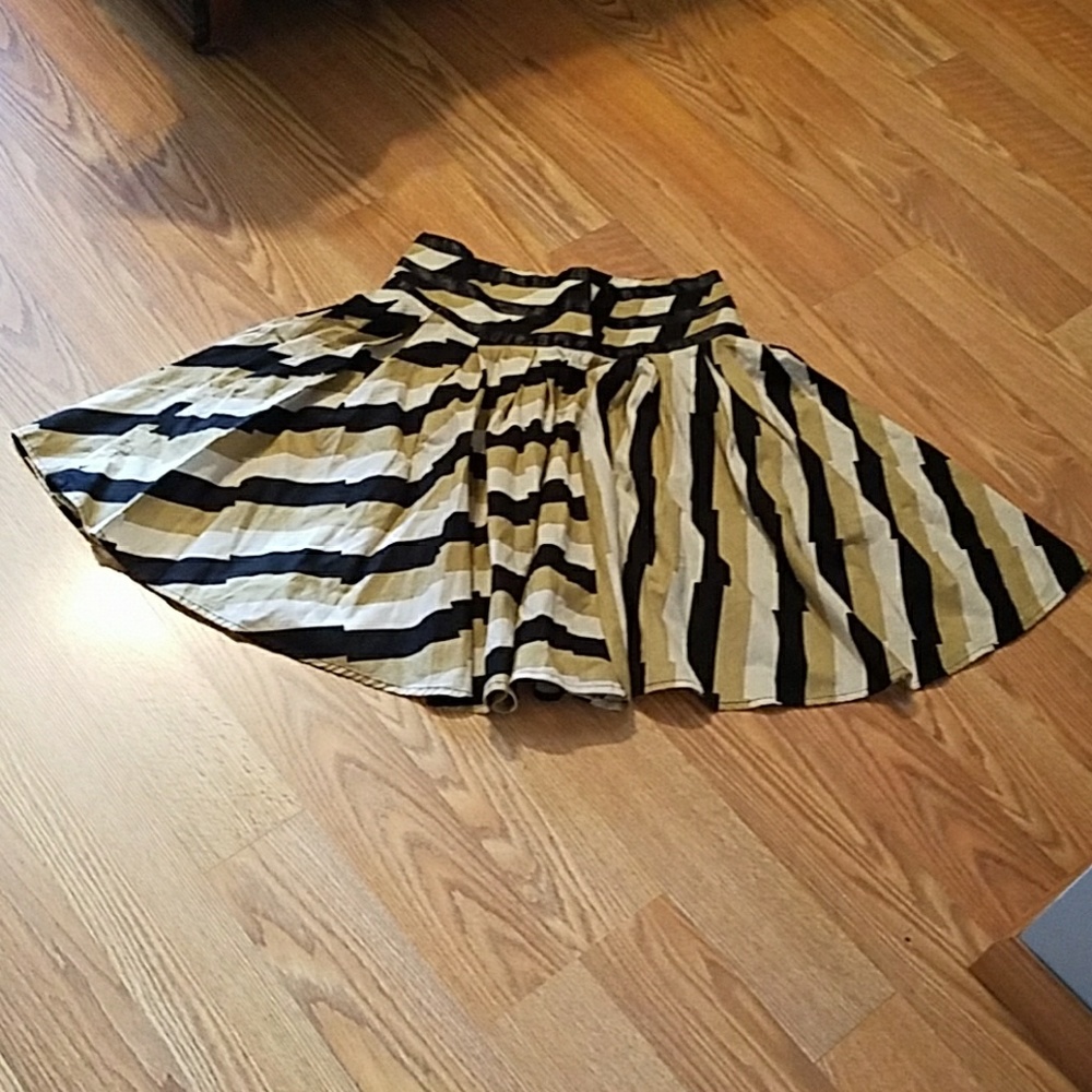 Flare skirt, sz M, Egoshego