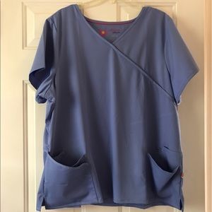 XXL Ceil Blue Scrub Top by Urbane NWOT