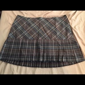 Flirty brown/blue plaid skirt