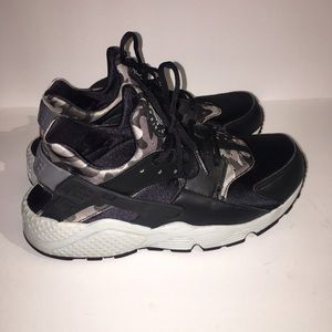 Woman's air huarache run print