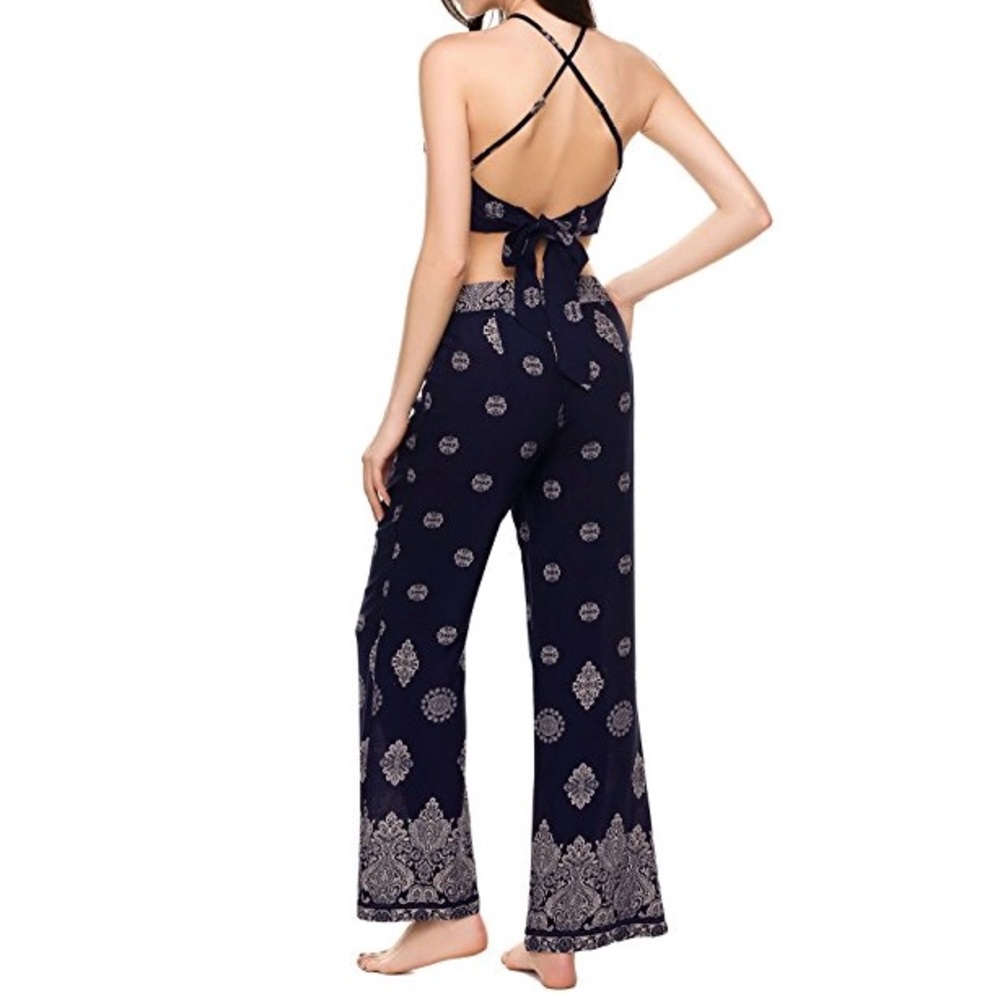 ๐ Two Piece Top and Pants Set - Picture 5 of 7