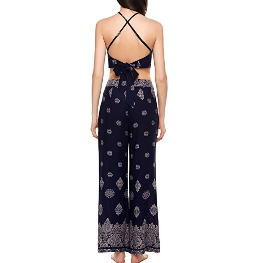 ๐ Two Piece Top and Pants Set - Picture 6 of 7