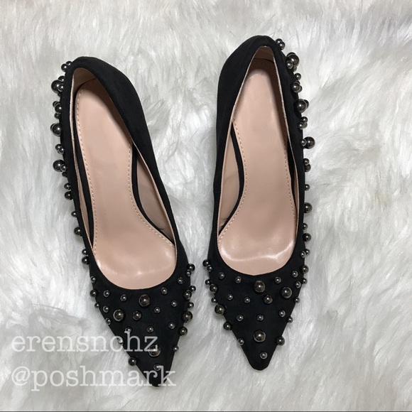 Black Studded Classic Heel Pump 💣 - Picture 2 of 2