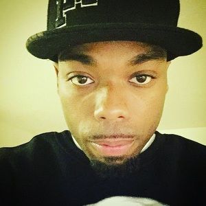 Meet your Posher, Deandre