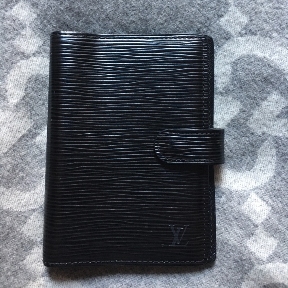SALE! Louis Vuitton Epi Leather Agenda Cover Plan