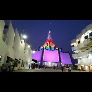 Meet your Posher, Esperanza