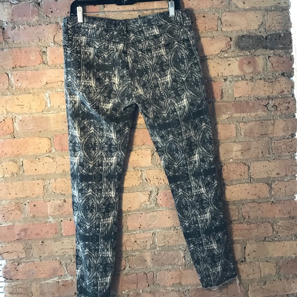 Rich & Skinny Blk/Cream Patterned Denim, Size 31 - Picture 2 of 4