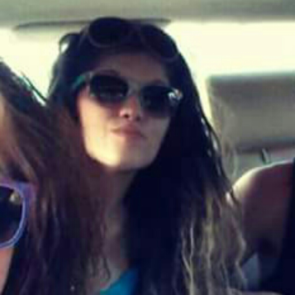 Meet your Posher, Nicole