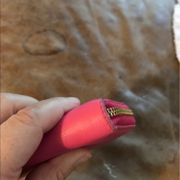 TORY BURCH-FULL SIZED-ZIP AROUND WALLET in PINK 💓 - Picture 5 of 7