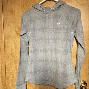 Nike Women's pullover