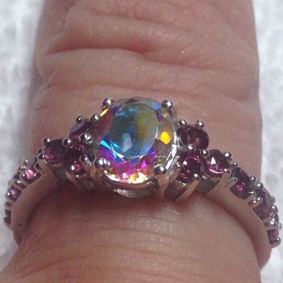 manufacturer (usa) Jewelry - NWT!🔥Rare Genuine Mercury Mystic Topaz Ring  + 🎁