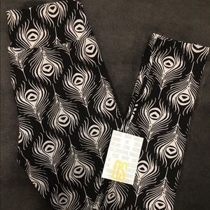 LuLaRoe NWT OS leggings-Peacock Feathers!