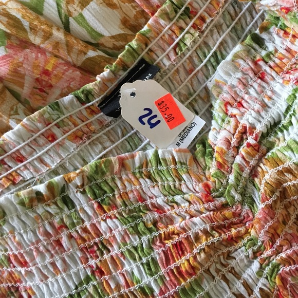 🌷NEW Gorgeous jumpsuit🌸 - Picture 7 of 7