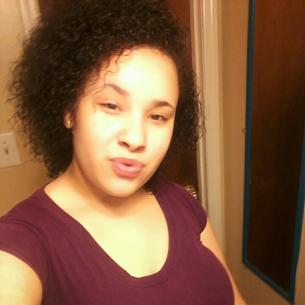 Meet your Posher, Tara