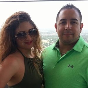 Meet your Posher, Dina