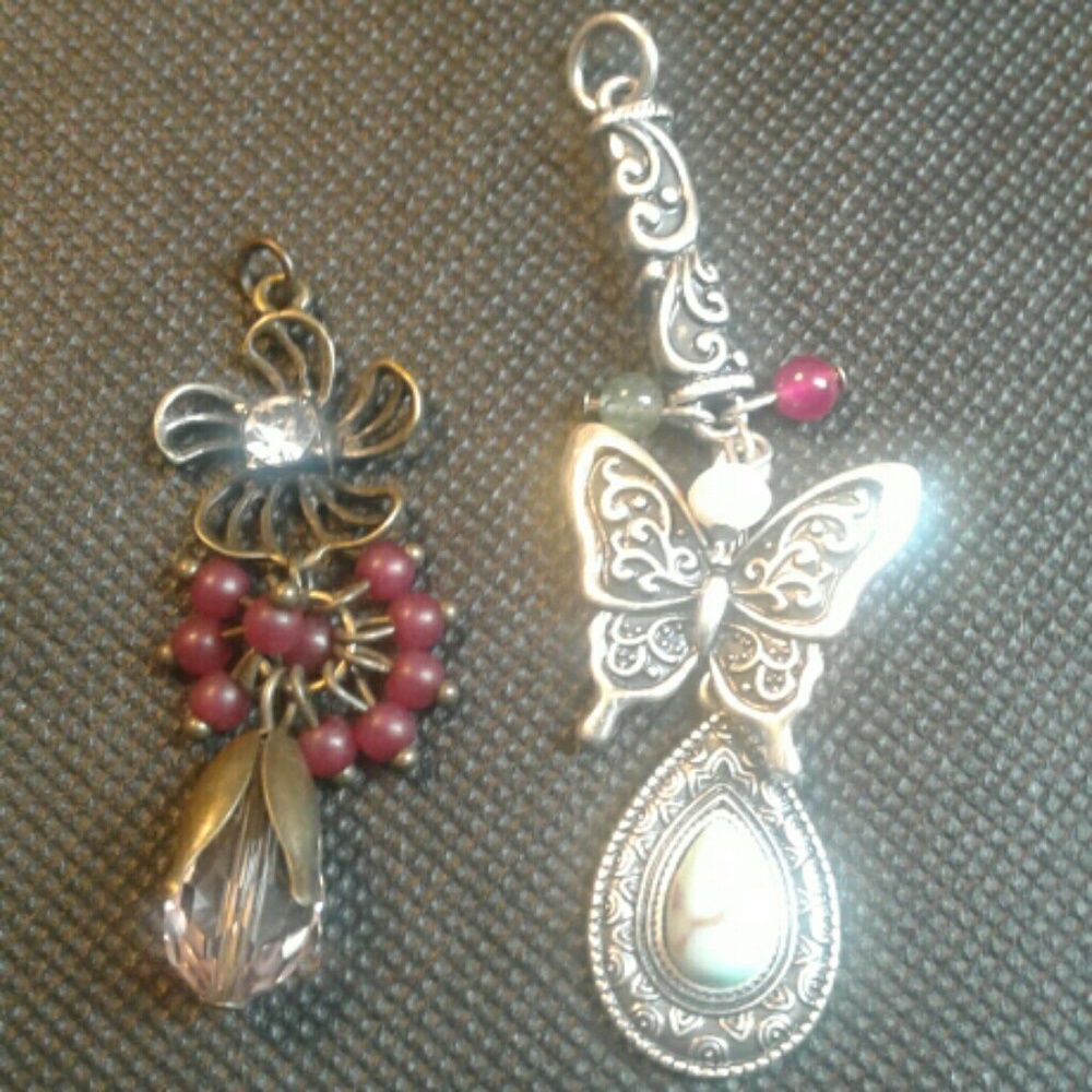 Set of 2 charms