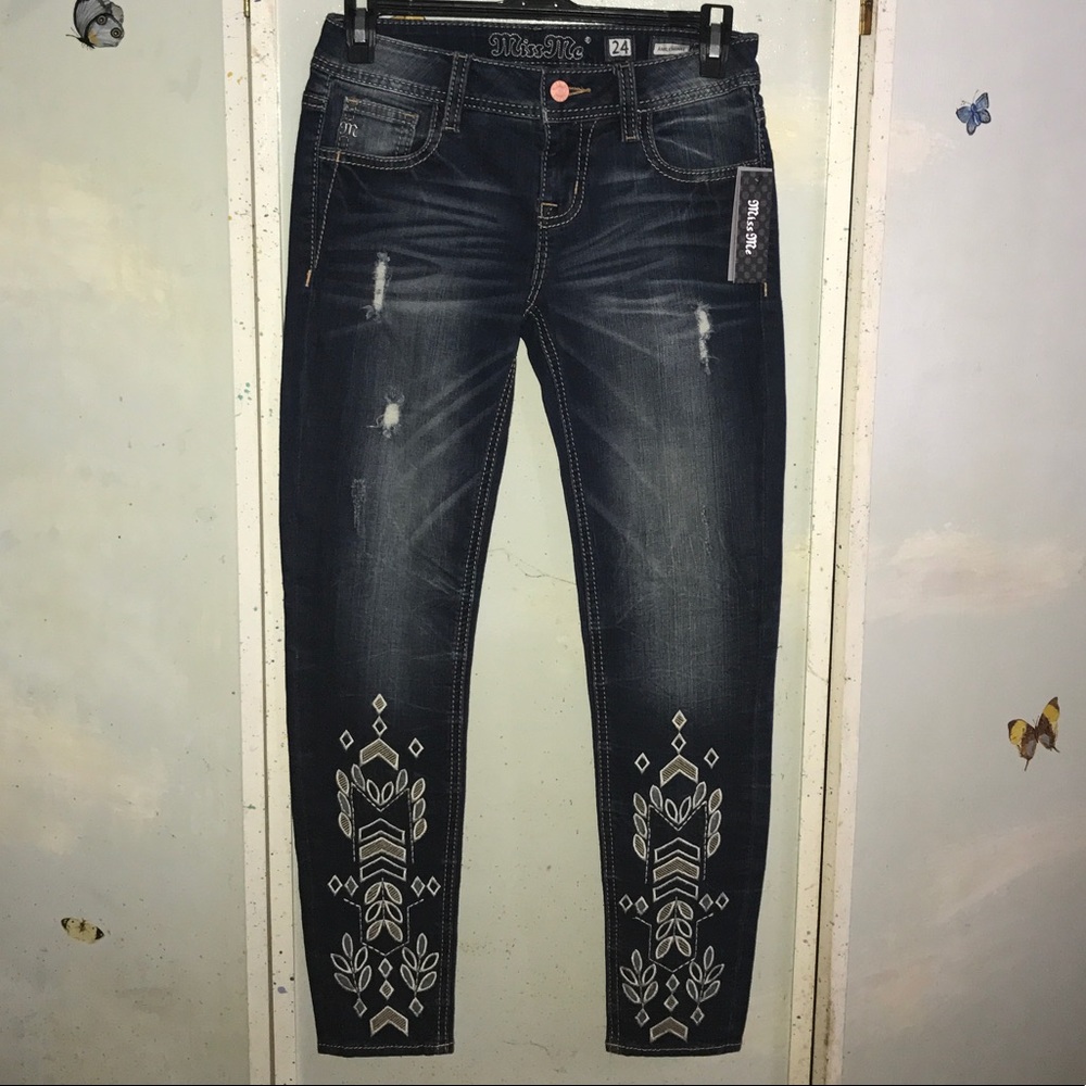 NWT Miss Me Ankle Skinny