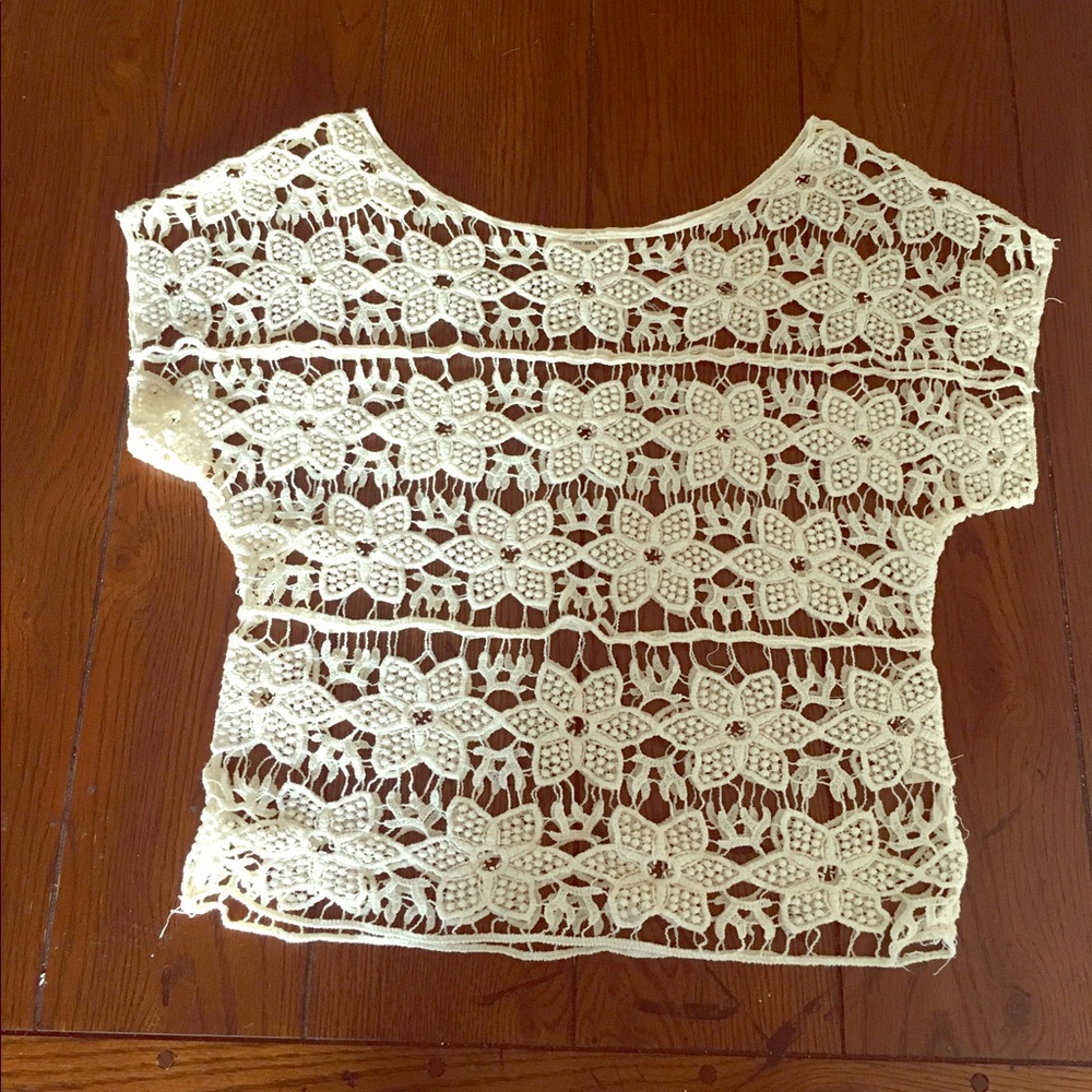 {Iris} Tan Crochet Blouse