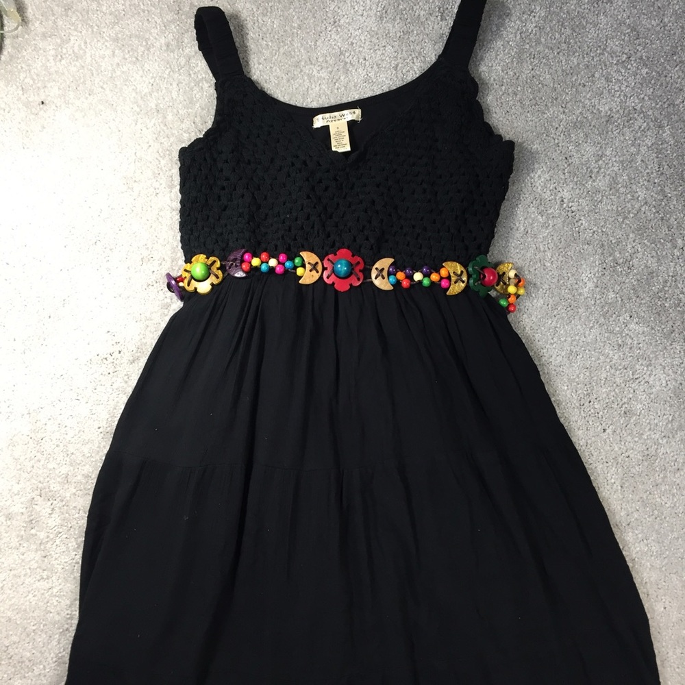 Black maxi dress size small