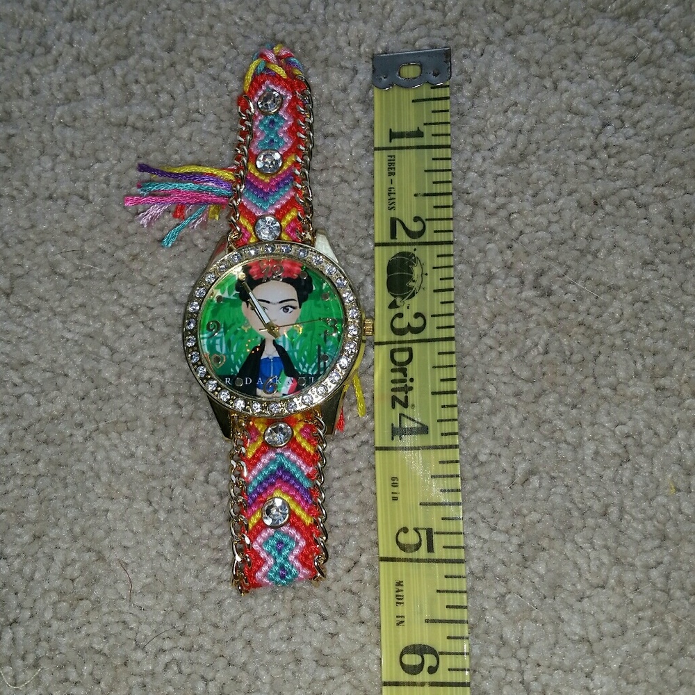 Glitzy watch.  Works great.