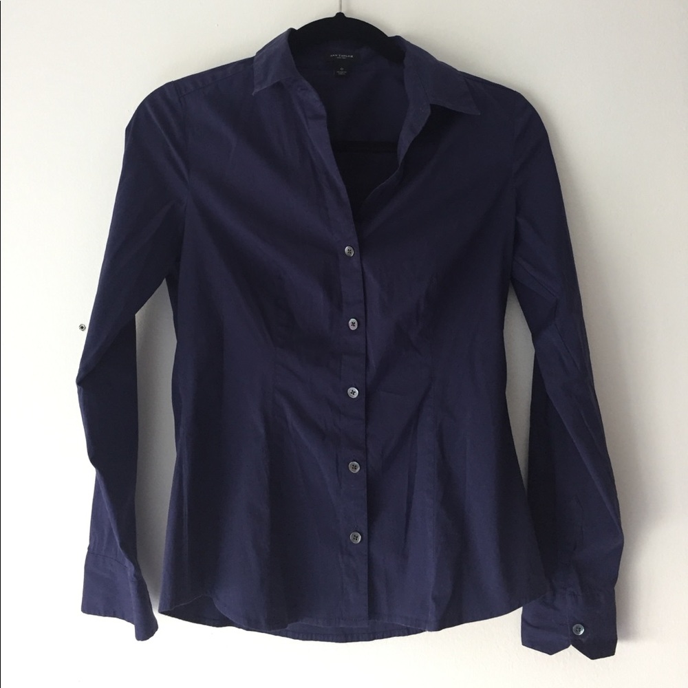 Long sleeve professional look woman's shirt