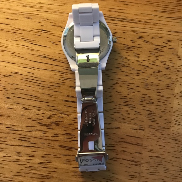 Women's Fossil Watch - Picture 3 of 4