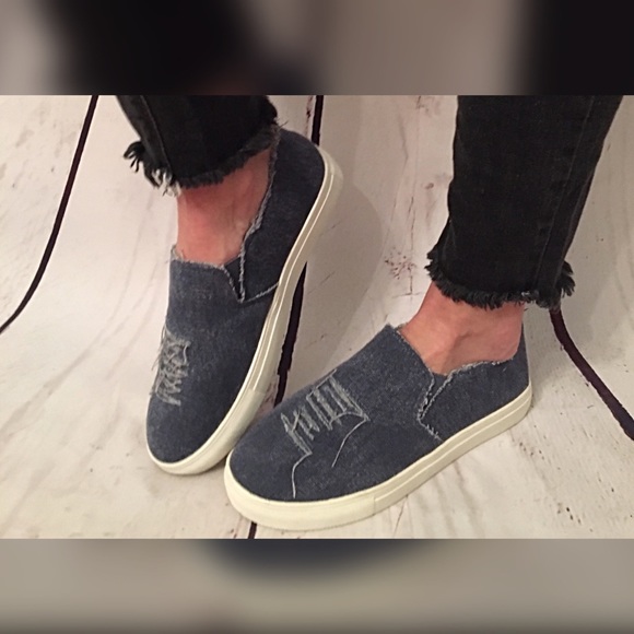 🎉HP🎉 So cute distressed Denim sneakers! - Picture 2 of 4