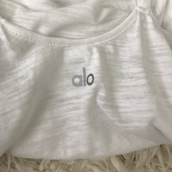 Alo Yoga White Split Tank - Picture 5 of 7