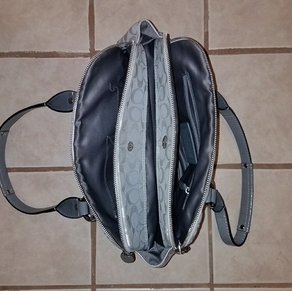 Canvas Coach purse **FLASH SALE** - Picture 5 of 7