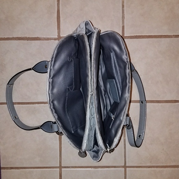 Canvas Coach purse **FLASH SALE** - Picture 6 of 7