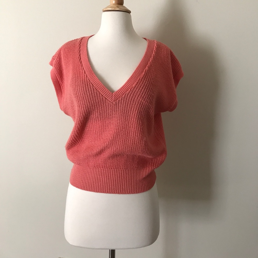 VINTAGE SHORT SLEEVED SWEATER