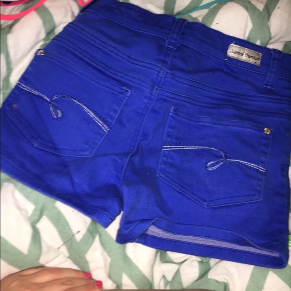 Shorts - Picture 2 of 2