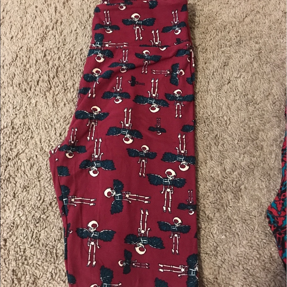 Lularoe NWOT Skeleton with wings