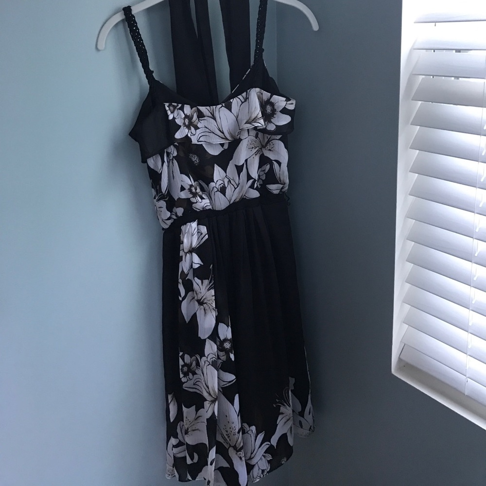 White House Black Market Dress