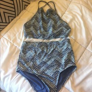 High waisted bikini