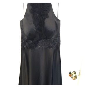 Adrianna Papell black cocktail dress