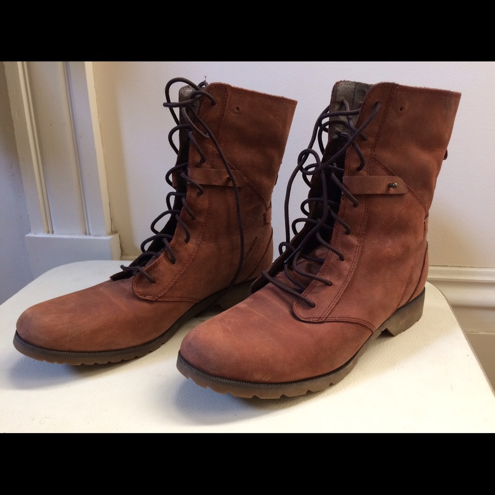 Teva DeLaVina Lace Boots
