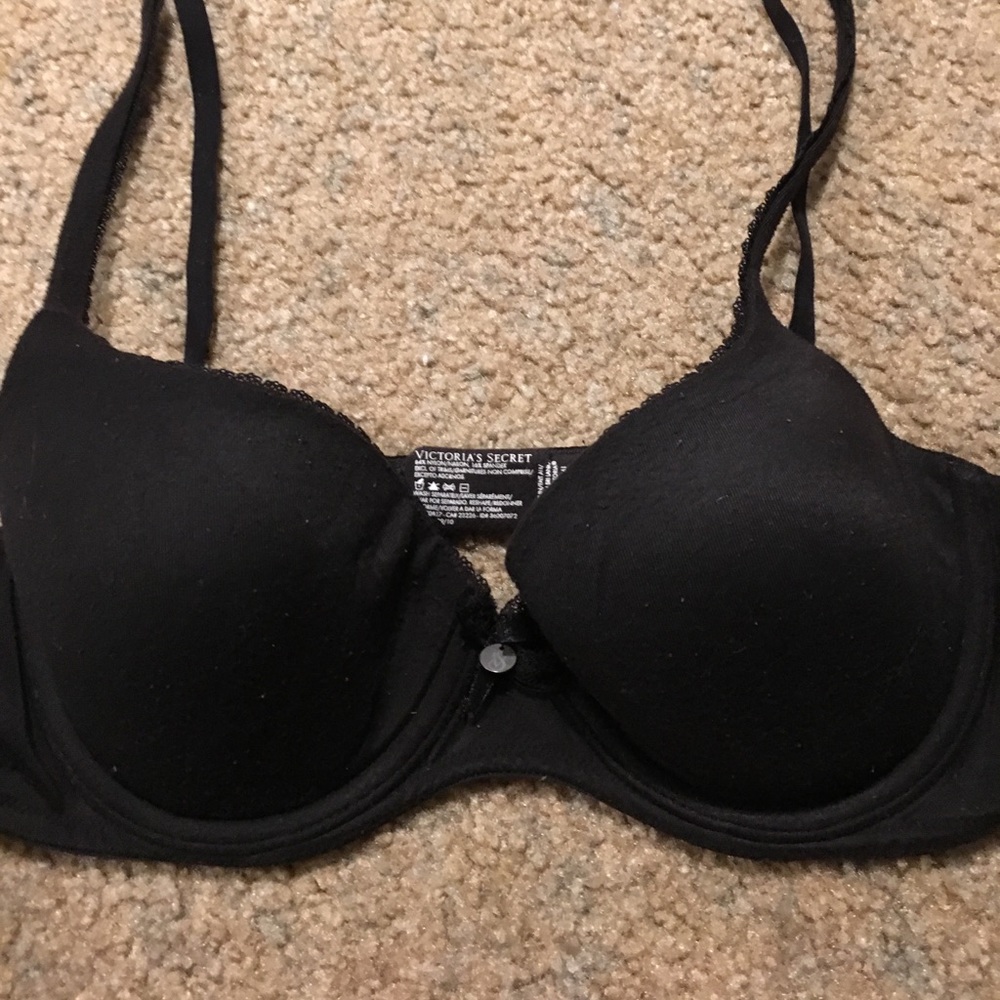 Black Victoria's Secret Bra